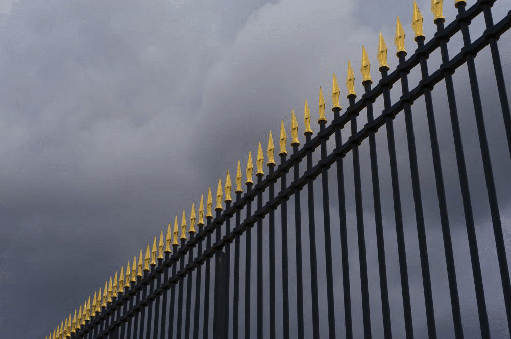 What Fence Should I Get? Pros and Cons of Different Fencing Materials