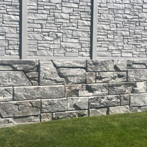 ledgestone concrete fence