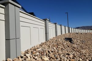 paprazzi concrete fence